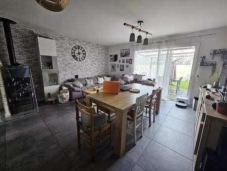 vente maison 4 pièces 80 m² le thou (17290)