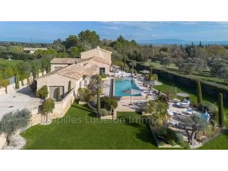 villa de luxe de 7 pièces en location saint-rémy-de-provence  france