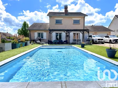 vente maison 7 pièces 156 m² à molinet (03510)  294 500 €