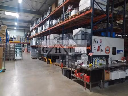 entrepot bureaux 1120 m² a vendre a lagny sur marne