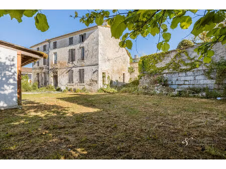 ensemble immobilier avec gros potentiel - forte rentabilité