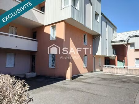 appartement en rez de chaussée de 70m² avec terrasse cave parking privatif sur les hauteur