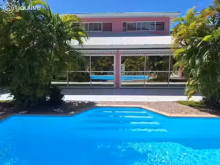 vente maison 7 pièces 180 m² à le diamant (97223)  535 600 €