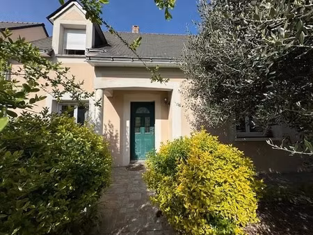 vente maison 5 pièces 153 m² à trelaze (49800)  267 240 €