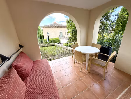 a louer  domaine de pont royal appartement type 2 loggia jar