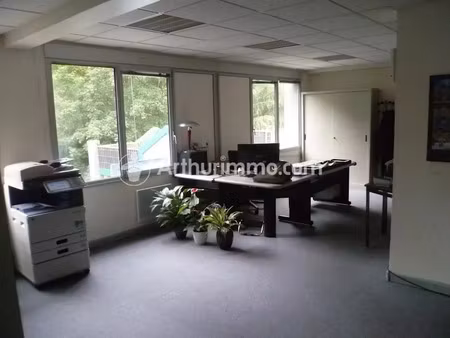 vente locaux professionnels 3 pièces 76 m² à lissieu (69380)  97 000 €