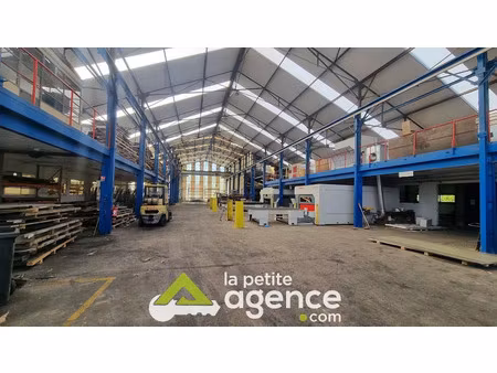 vente locaux professionnels 1700 m² à vierzon (18100)  575 000 €