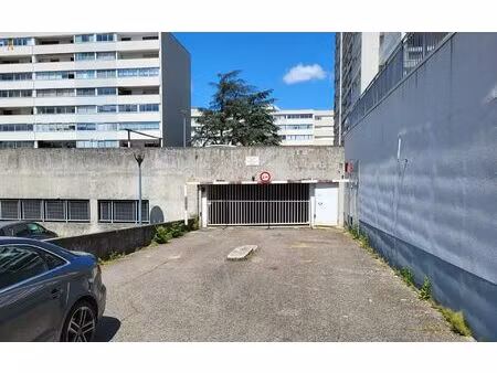 stationnement rillieux-la-pape m² t- à vendre  12 000 €