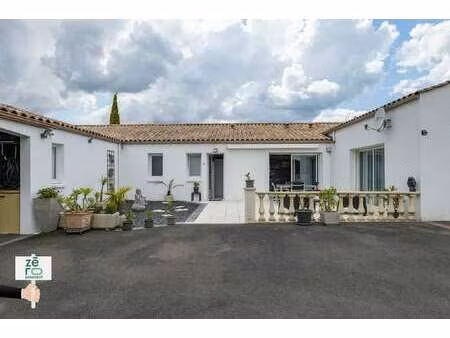 vente maison piscine au champ-saint-père (85540) : à vendre piscine / 159m² le champ-saint