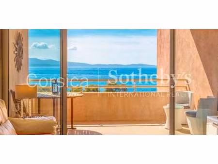 appartement avec terrasse en bord de mer ajaccio (2a)