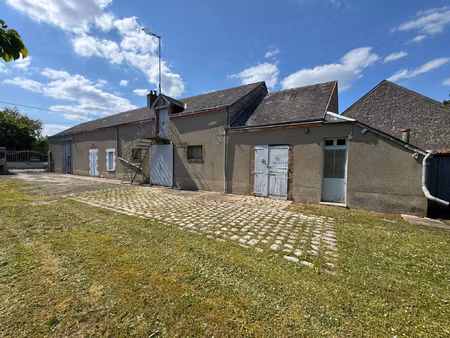 exclusivité corps de ferme avec charme et potentiel à 10 m