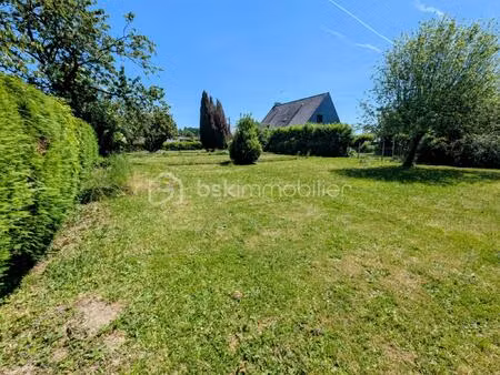 terrain de 800 m² à fougeres