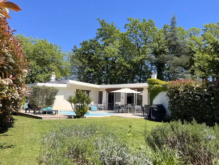 valbonne - villa de plain pied avec piscine et jardin