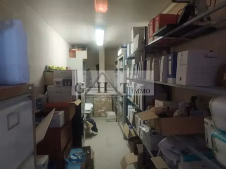 695 m² entrepot bureaux à vendre à chelles