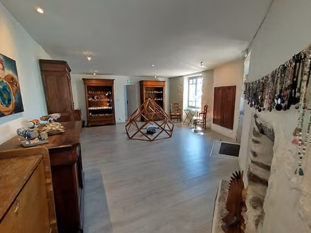 a vendre maison de ville t6 à commana