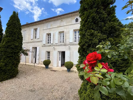 maison pierre izon - 7 pièces - 170 m2