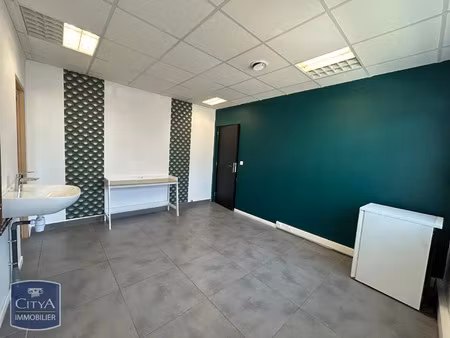 local commercial à louer 45.98 m² - avignon (84) - 820€