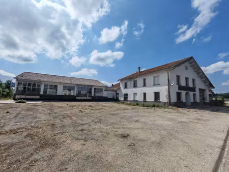maison avec entrepot et garage