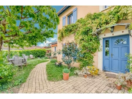 maison de luxe à vendre à morancé