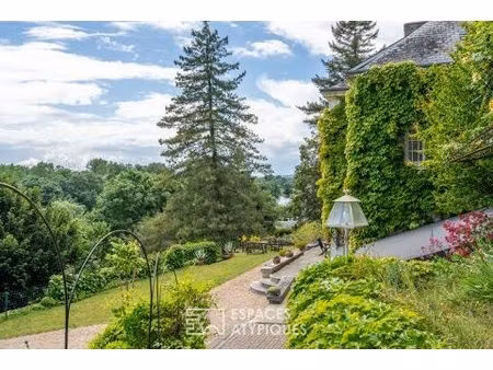 propriété semi-troglodyte avec vue panoramique sur la vienne