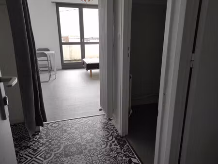 location appartement 1 pièce 22 m² à yvrac (33370)