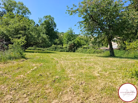 terrain saint amand montrond 748 m2