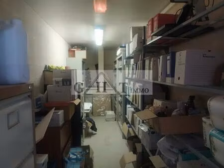 695 m² entrepot bureaux à vendre à chelles