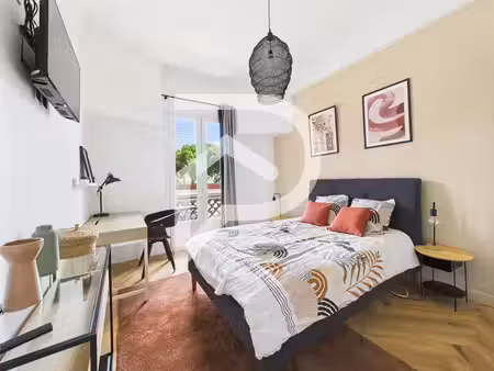 location appartement toulon 83000 - - surface privée