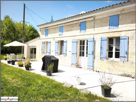 vente maison 8 pièces 243 m² à cezac (33620)  448 000 €