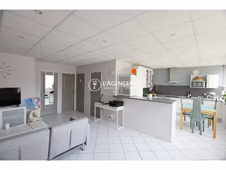 appartement t3 64 m² avec terrasse et garage