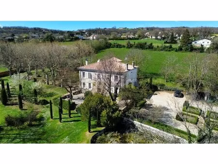 propriété d'exception à moins d'une heure de lyon