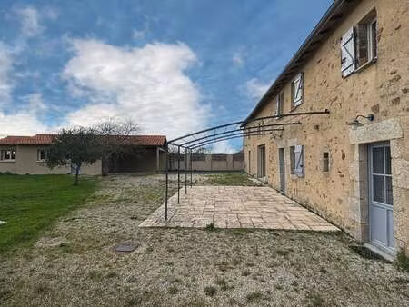 vente maison à treize-septiers (85600) : à vendre / 170m² treize-septiers
