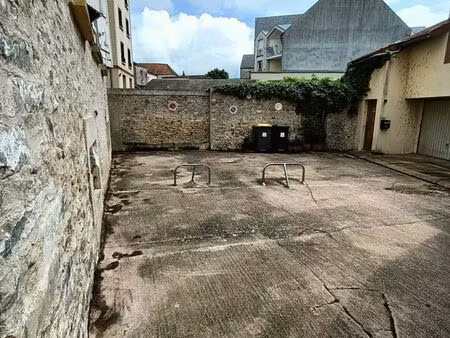parking/box 12 m² étampes