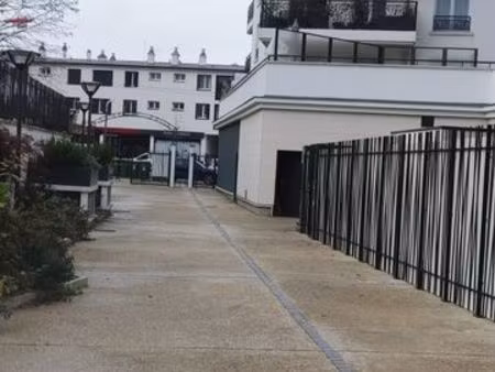 bel appartement clair et lumineux avec balcon de 4 5 m² sans vis-à-vis