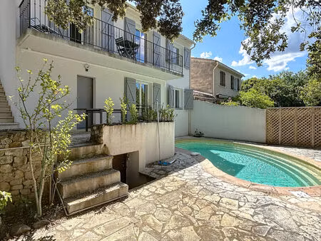 lambesc  villa t5 meublee avec garage et piscine