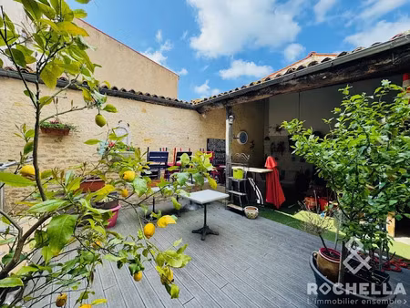 vente locaux professionnels 200 m² à marans (17230)  149 500 €