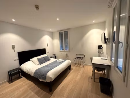 vente locaux professionnels 700 m² à saint-alban-des-villards (73130)  620 000 €