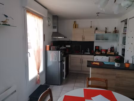 f2 en rez de chaussée pont de metz