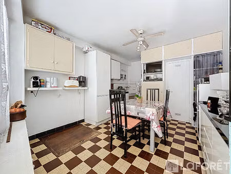 charmante maisonnette de village à castellar