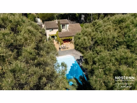 saint-tropez - villa provençale de prestige à 150 m de la plage - vente en viager occupé (