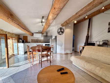 charmante maison meublée en pierre- 82 m2