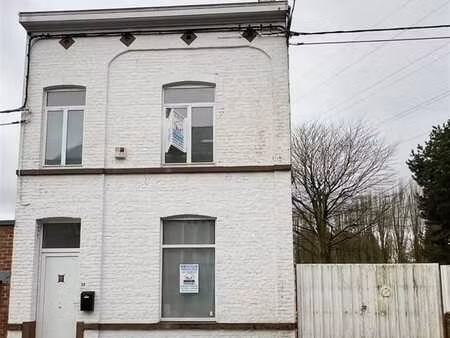 grande maison 3 chambres avec grenier aménageable + jardin