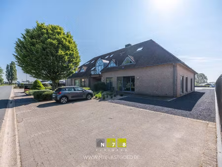 appartement te koop in maaseik met 1 slaapkamer