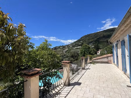 vente maison 8 pièces 194 m² tourrettes-sur-loup (06140)
