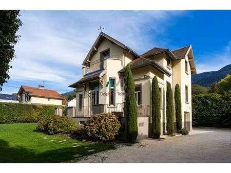 maison de luxe à vendre à vaulnaveys-le-haut