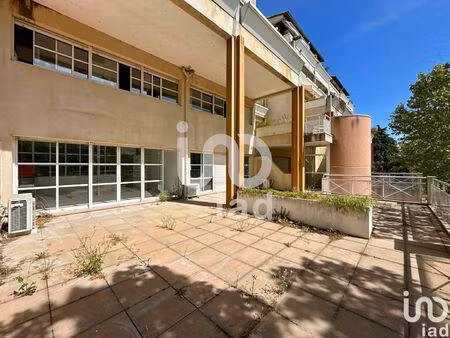 vente commerce 296 m² arles (13200)