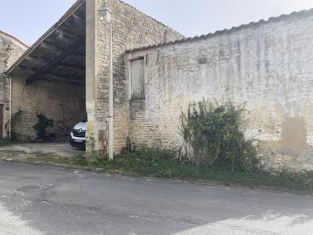 terrain chais  étables et granges