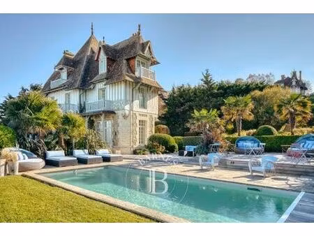 maison de 12 pièces de luxe en location à villerville  france