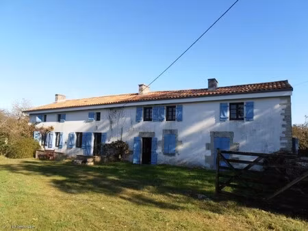 belle maison de campagne