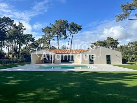 villa de luxe de 6 pièces en vente la palmyre  france